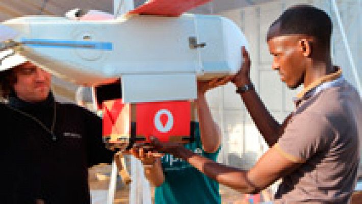 Ruanda reparte  sangre y medicamentos con drones