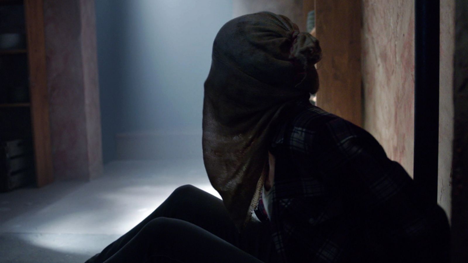 Olmos y Robles - Así comienza el capítulo 14: 'El asesino de la taquilla (parte 2)