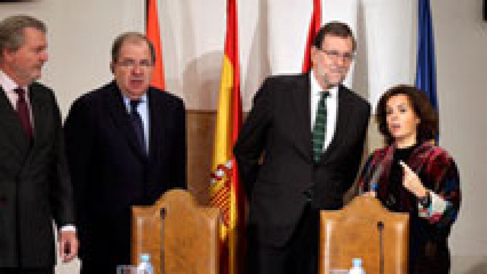 Telediario 1: Rajoy, sobre su posible investidura: "Vamos a esperar" | RTVE Play