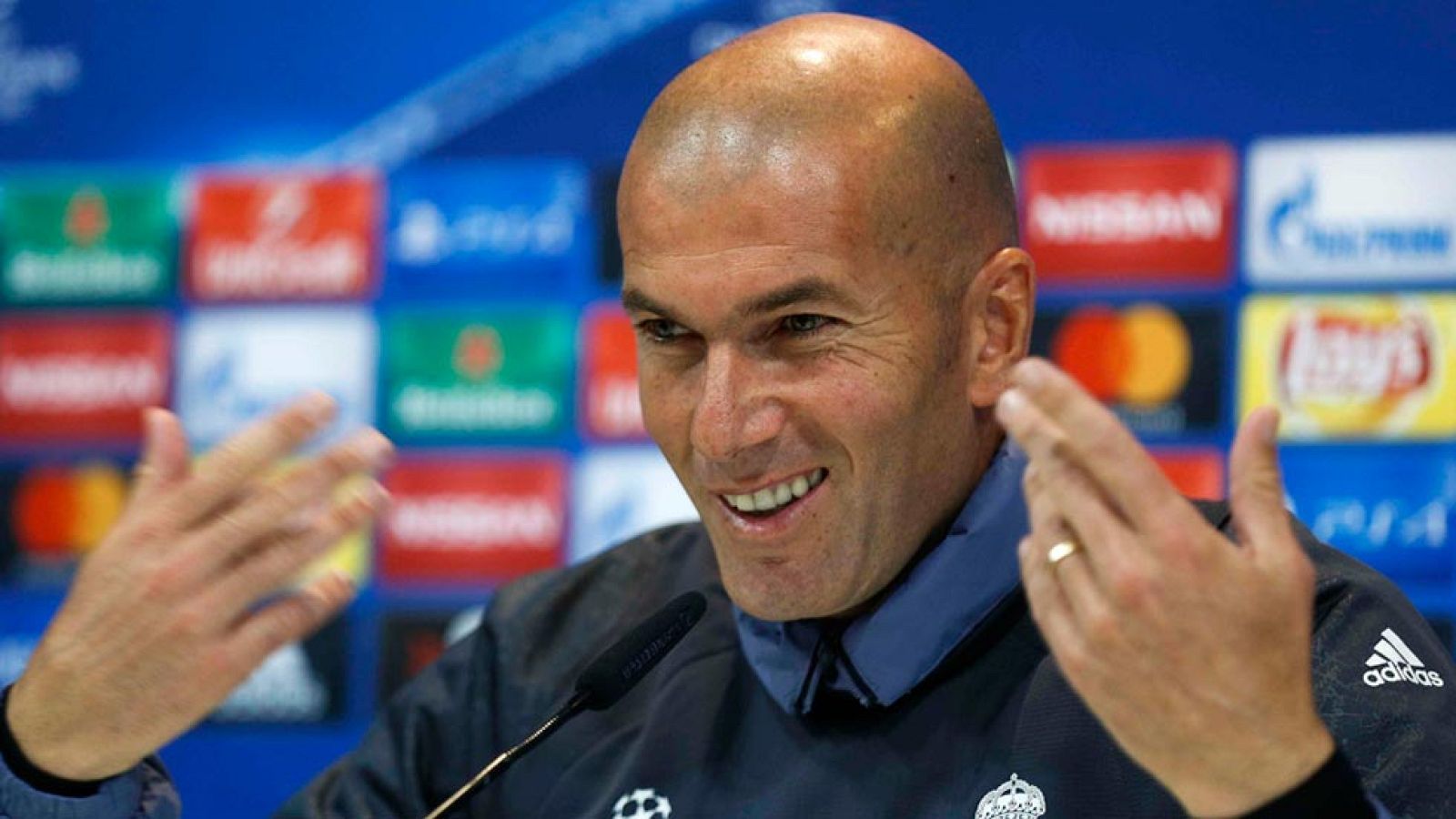 Zidane: "Isco es un jugador importante en este equipo" | Ver