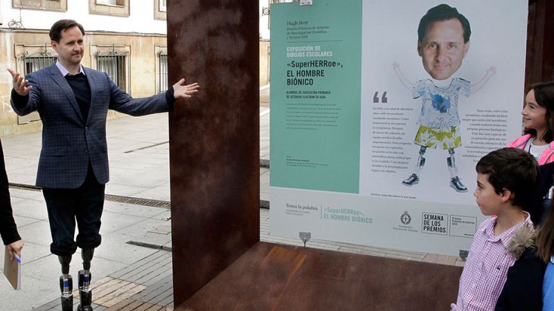 Continúan las llegadas de los galardonados por los Premios Princesa de Asturias a Oviedo