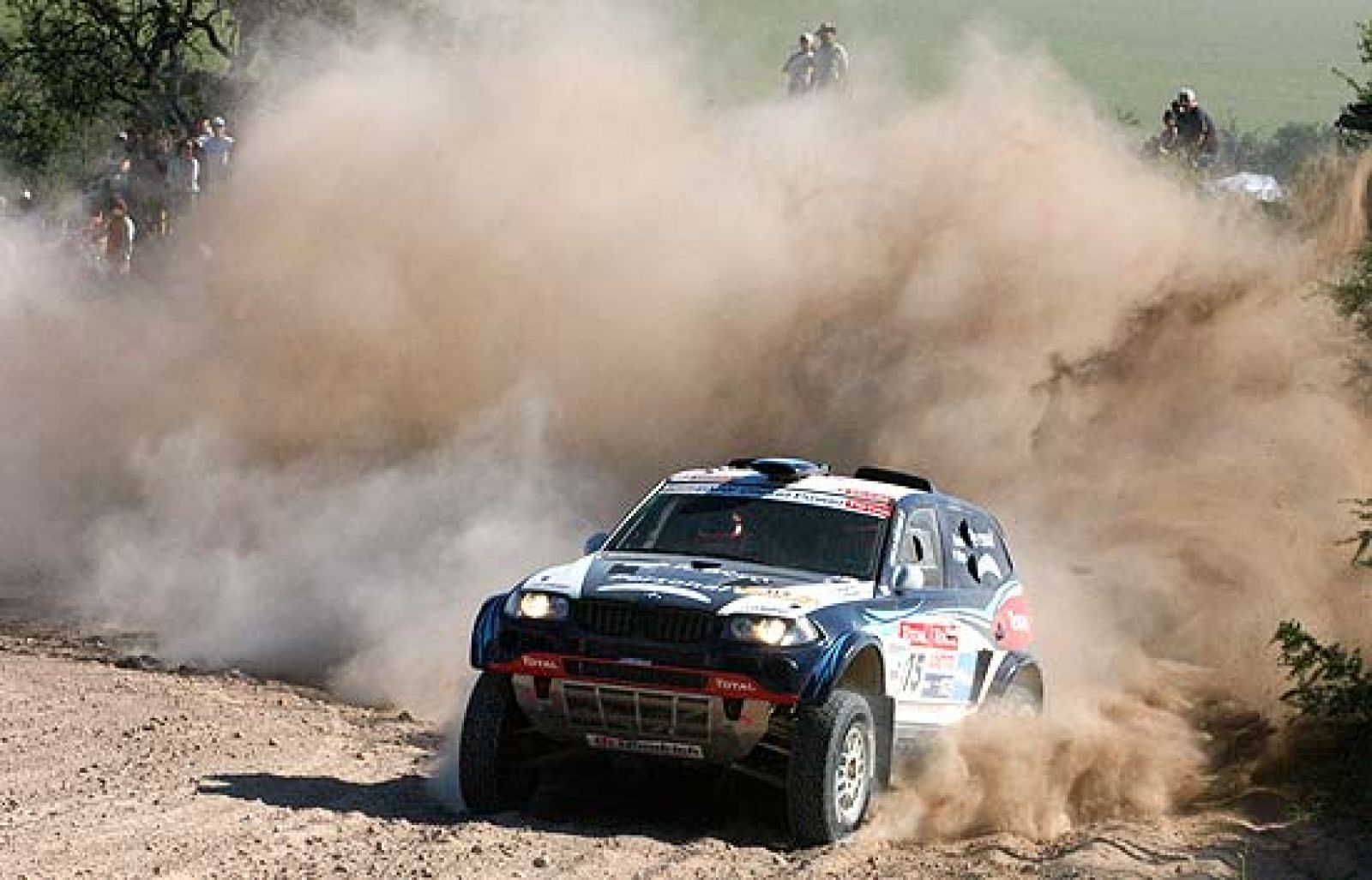 Distintos paisajes, la misma dureza - Dakar | Ver