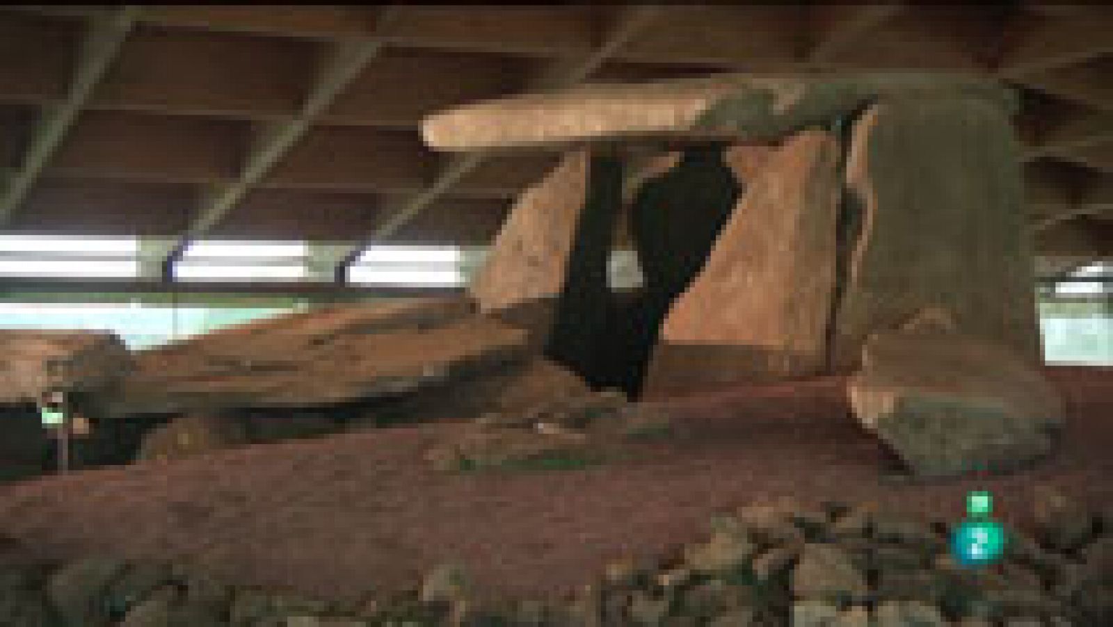 La Aventura del Saber. TVE. Serie 'El túnel del tiempo'. El Dolmen de Dombate