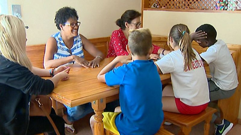 Raquel López Álvarez se crió en Aldeas Infantiles organización premiada con Princesa de Asturias de la Concordia 2016