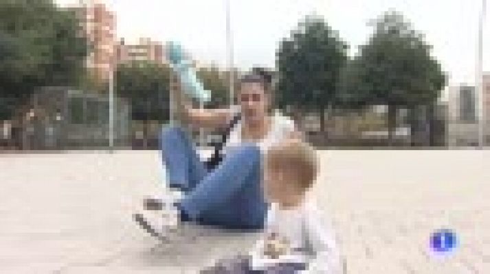La Universidad de Barcelona pide a una alumna que no lleve a su bebé a clase