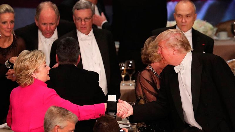 La tensión entre Trump y Clinton vuelve a aflorar en la tradicional gala benéfica de Nueva York