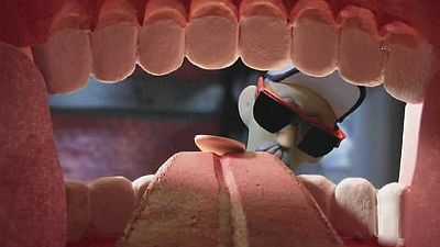 Operation sneeze - Clay Kids en inglés | Watch