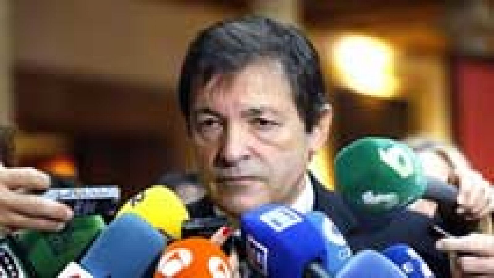 Telediario 1: Javier Fernández advierte: una cosa es permitir la gobernabilidad de Rajoy y otra garantizarle la estabilidad | RTVE Play