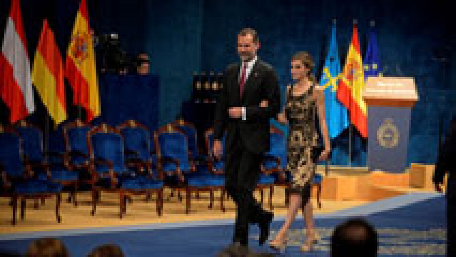 Telediario 1: El rey reivindica una España "de brazos abiertos" | RTVE Play