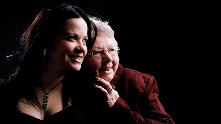 Telediario 1 - Un proyecto para paliar la soledad de los mayores