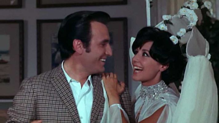 Cine de barrio - Relaciones casi públicas