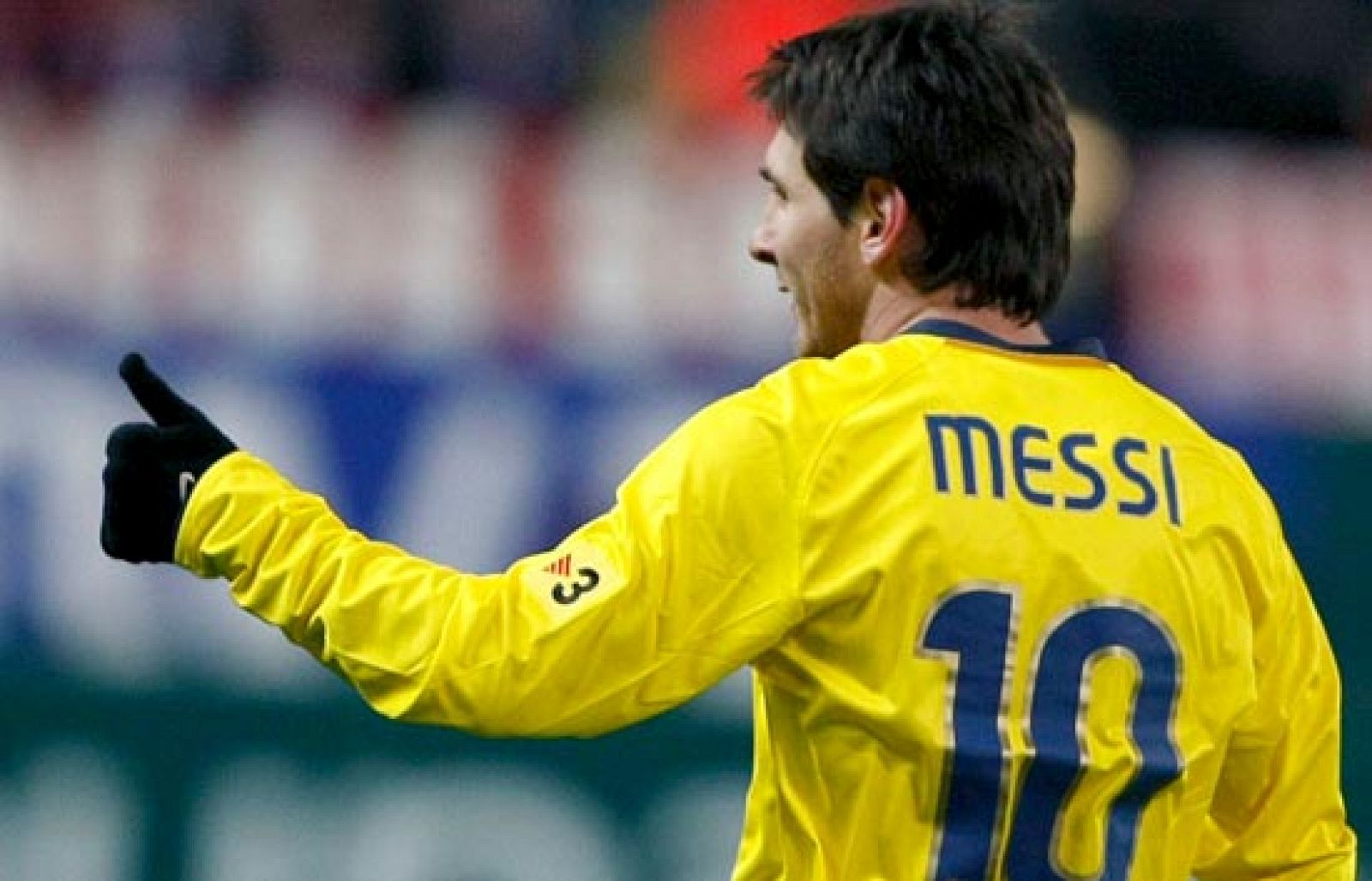 El partido de Messi en el Vicente Calderón encumbró a Leonel Messi, que acabó siendo aplaudido por la hinchada rival, fue visto por Diego Armando Maradona. Las comparaciones ya ponen a la perla blaugrana como sucesor del 'Pelusa'.  