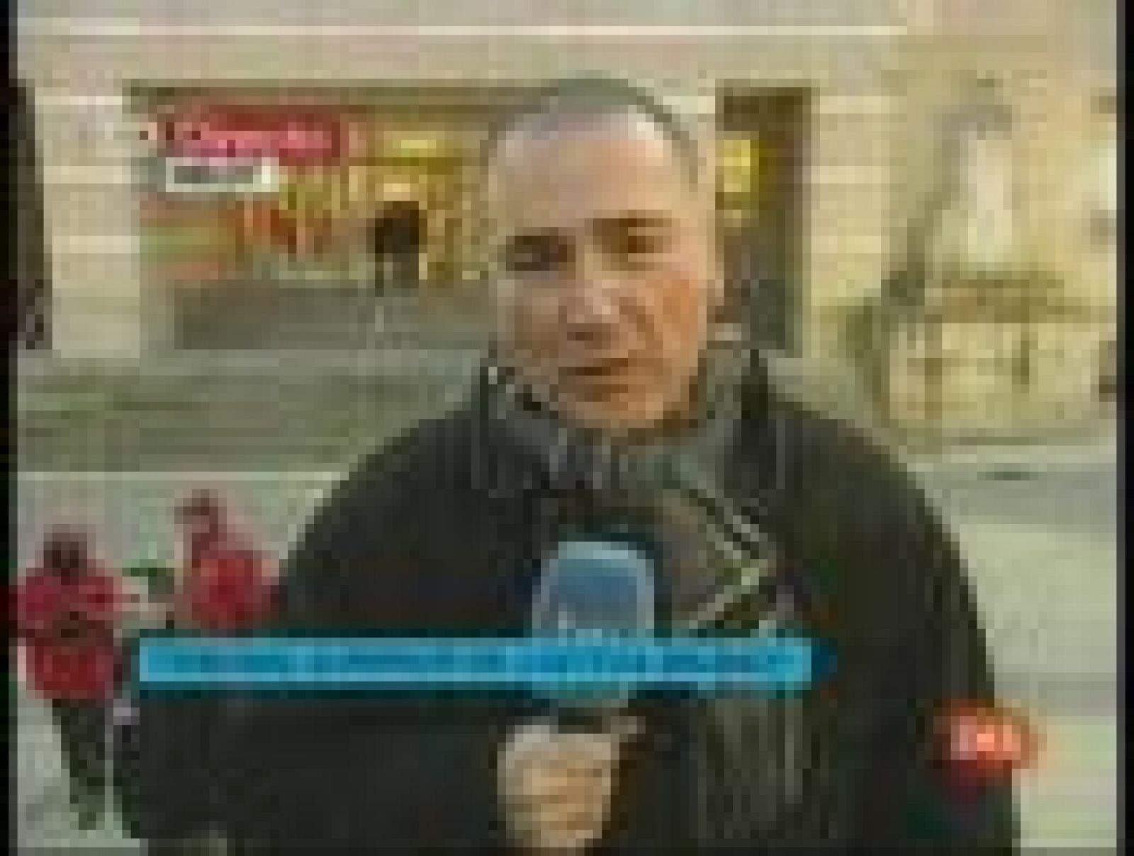 Ibarretxe y Patxi López se sientan en el banquillo por hablar con Batasuna | Ver