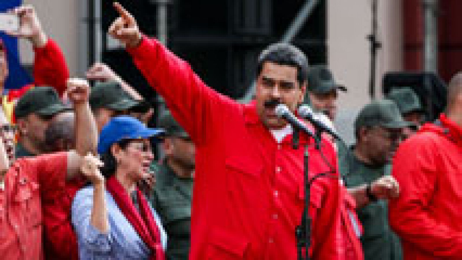 Telediario 1: Maduro convoca a todos los poderes de Venezuela para analizar el "golpe parlamentario" de la oposición | RTVE Play