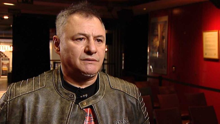 Telediario 1 - Chimo Bayo, el DJ de la 'ruta del bakalao' publica 'No iba a salir y me lié', su primer libro