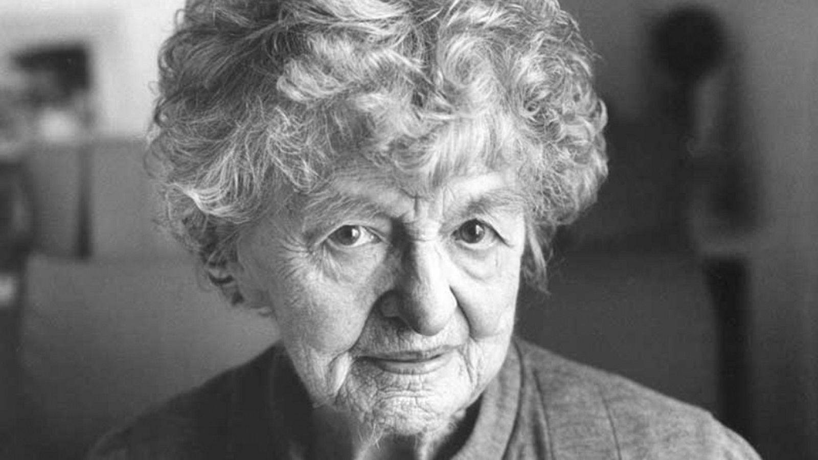 Documenta2 - La verdadera Mary Poppins - ver ahora