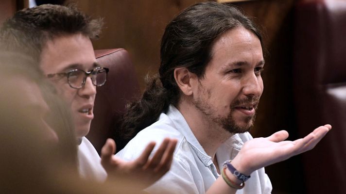 Telediario 1 - Unidos Podemos protesta tras negar la presidenta del Congreso la palabra a Iglesias para responder a Hernando