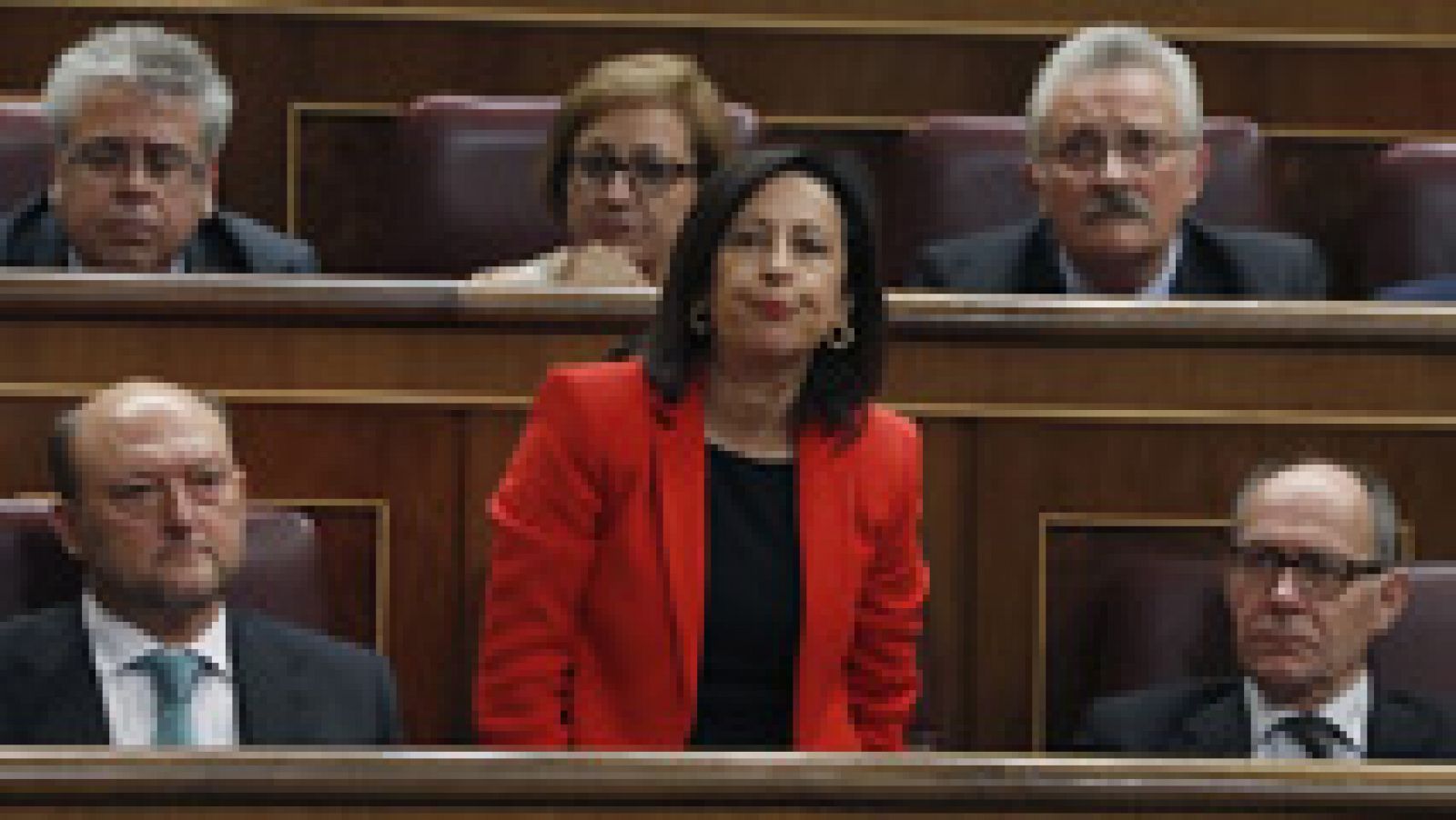 Debate de investidura: Quince diputados del PSOE rompen la disciplina de voto y dicen 'no' a Rajoy