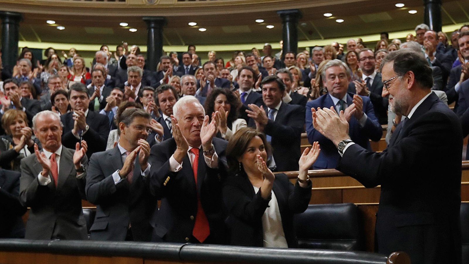 La legislatura echa a andar con un Gobierno en minor�a