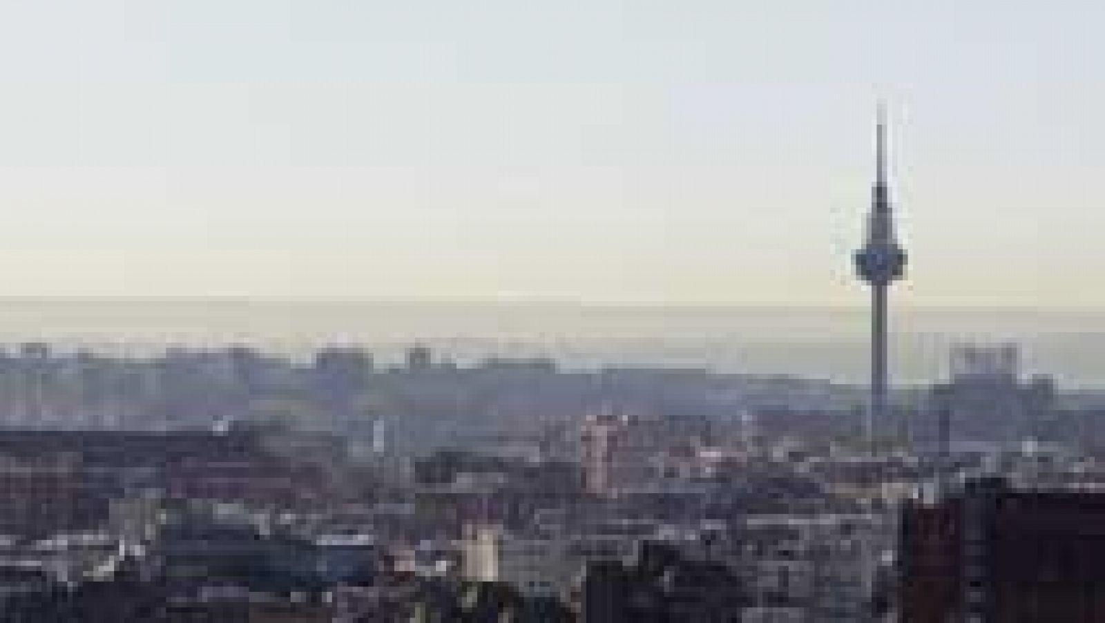 Telediario 1: Madrid limita este lunes el aparcamiento a los no residentes por la polución | RTVE Play