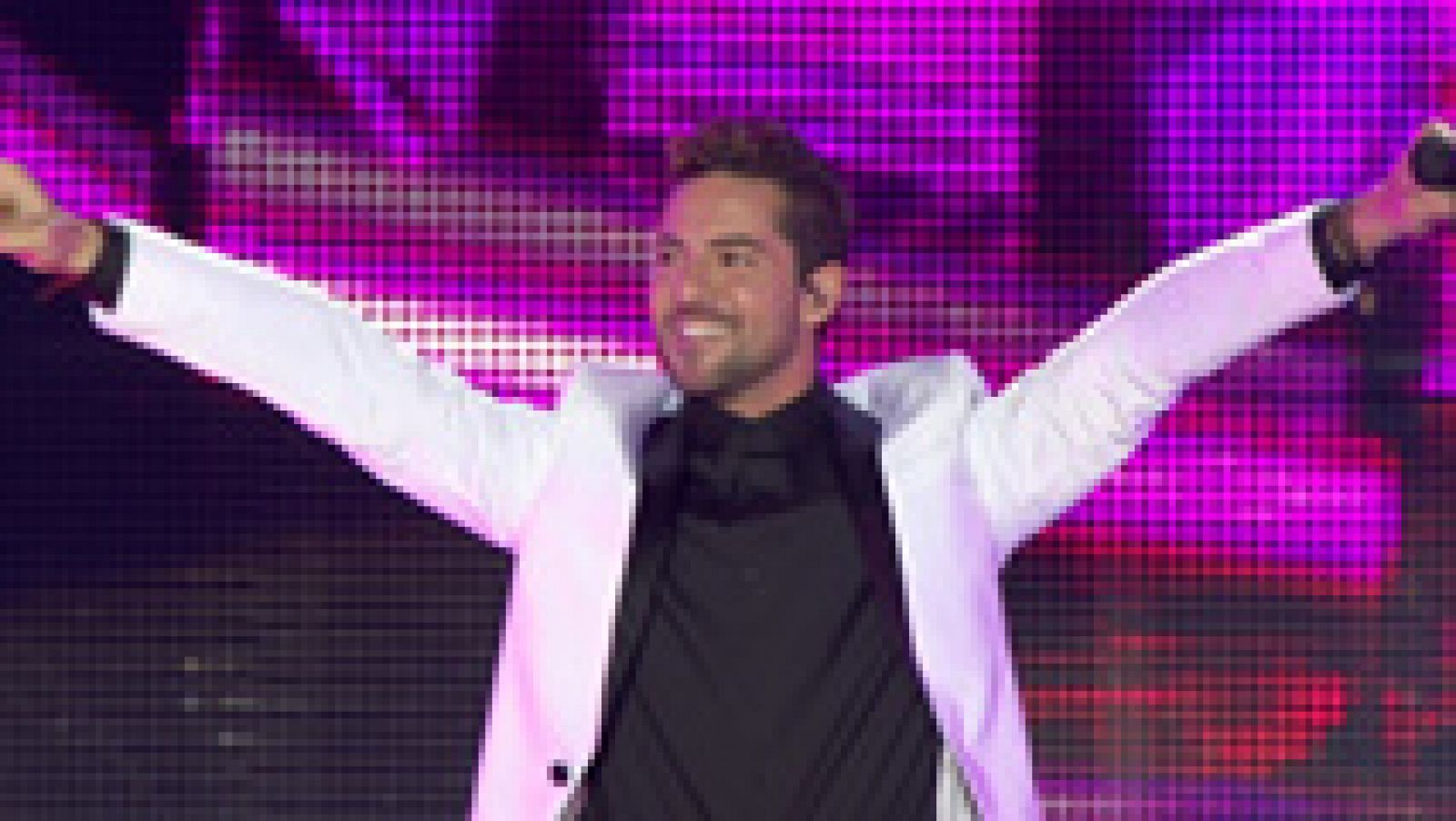 David Bisbal canta 'Ave María' en el concierto de OT