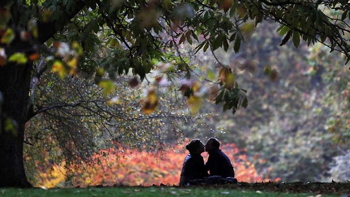 El tiempo - Cielos nubosos en el oeste de Galicia y norte de las islas Canarias