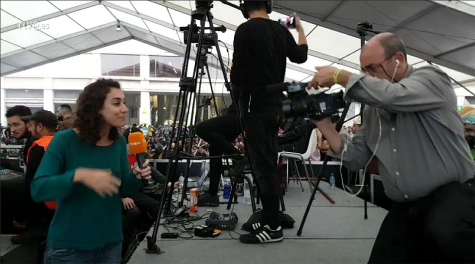 Retransmitiendo en directo para facebook con una cámara JVC