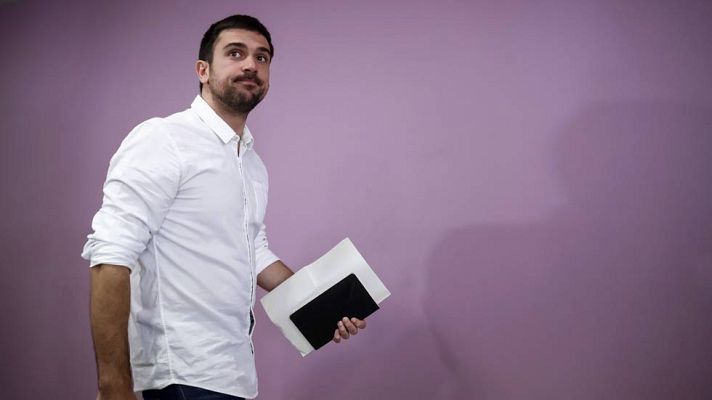 Telediario 1 - PP, PSOE y C's critican que Espinar "especulara" con una vivienda pública