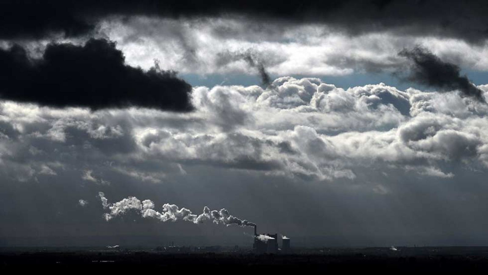 Regresan las precipitaciones con un descenso de las temperaturas