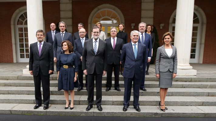 Los desayunos - Los nuevos ministros del Gobierno de Mariano Rajoy juran su cargo ante el rey
