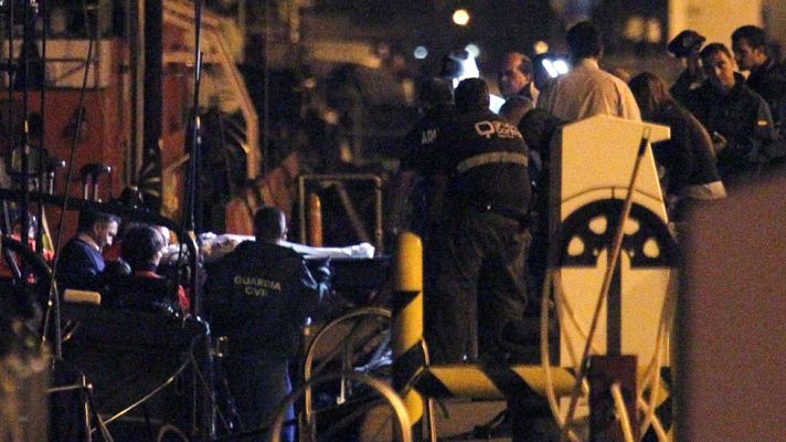 Telediario 1 - Mueren cuatro narcos al chocar su lancha