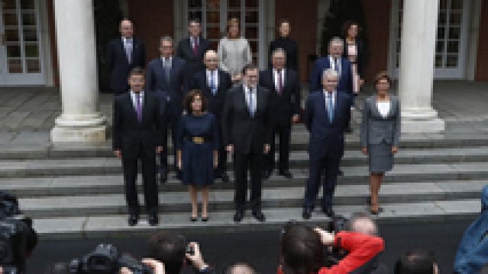 La oposición tacha al nuevo Gobierno de "continuista" e "inmovilista"