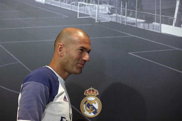 Telediario 1 - Zidane: "Nunca hago un equipo para contentar a un jugador"