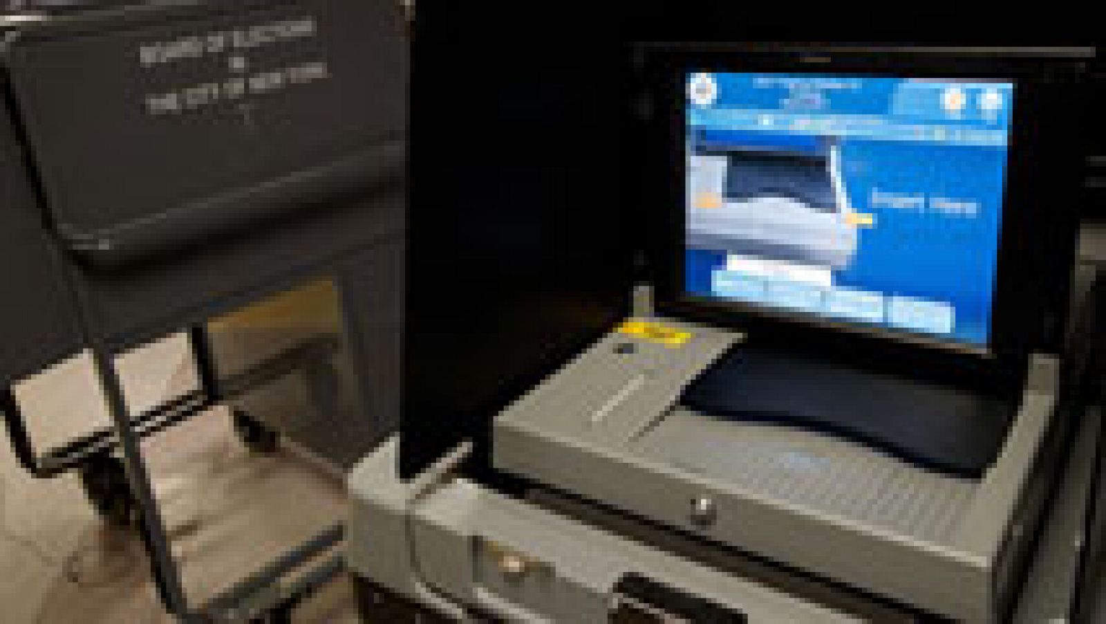 Informativo 24h: EE.UU. cuenta con máquinas para votar por correo que tienen 50 años | RTVE Play