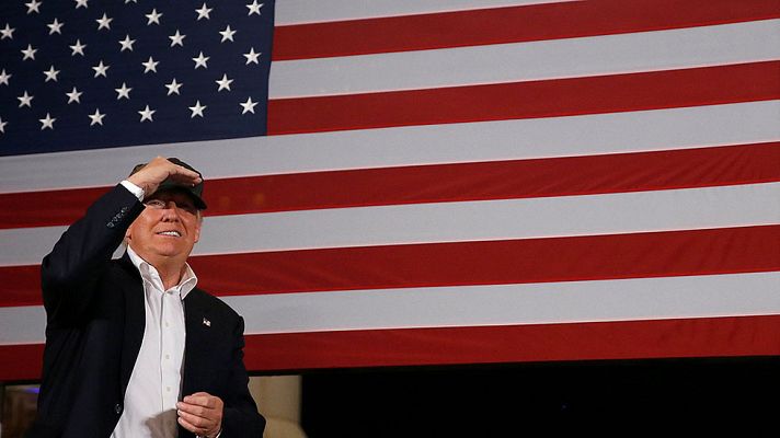 Telediario 1 - Trump, el magnate rebelde con el 'establishment' y las élites