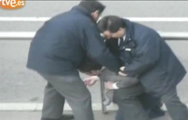  - Denuncia de maltrato en el tranvía