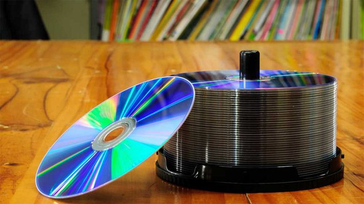 Telediario 1 - El Tribunal Supremo declara nulo el canon digital aprobado por el Gobierno en 2012