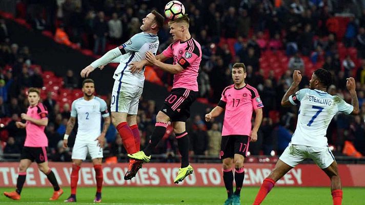 Telediario 1 - Los favoritos cumplen en Europa