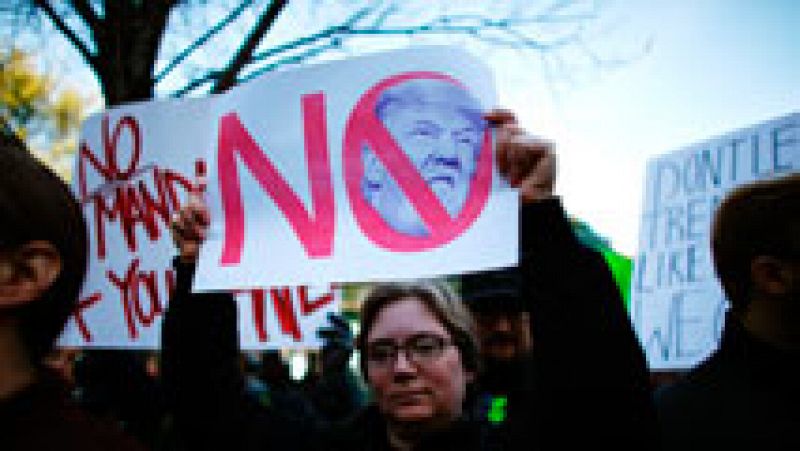 Vuelven las concentraciones contra Trump bajo el lema 'No es mi presidente'