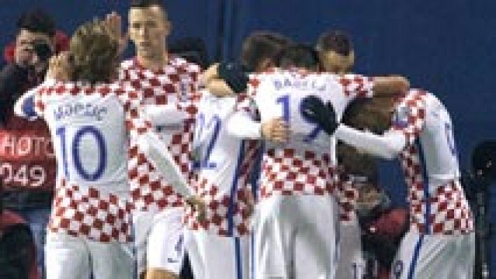 Croacia afianza el liderato en el regreso de Modric y Turquía logra su primera victoria