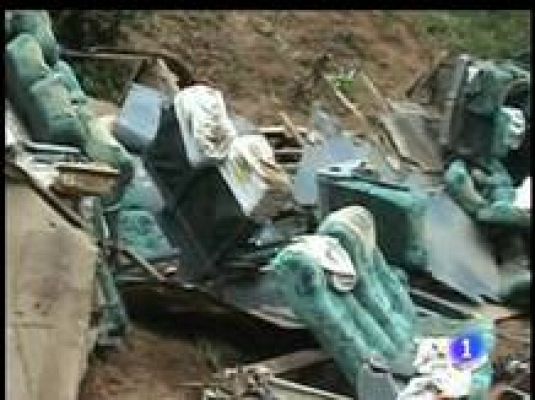  - 33 muertos en un bus en Perú