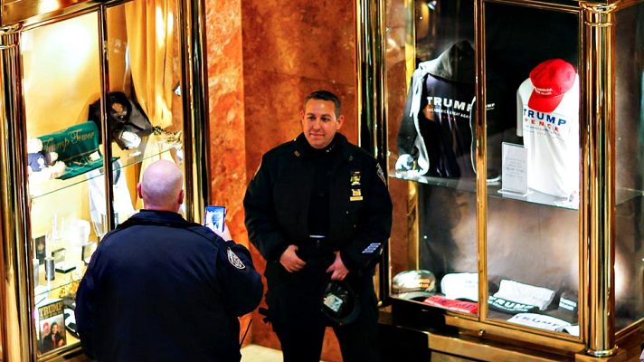 Telediario 1 - La Torre Trump de Nueva York, blindada por las fuerzas de seguridad