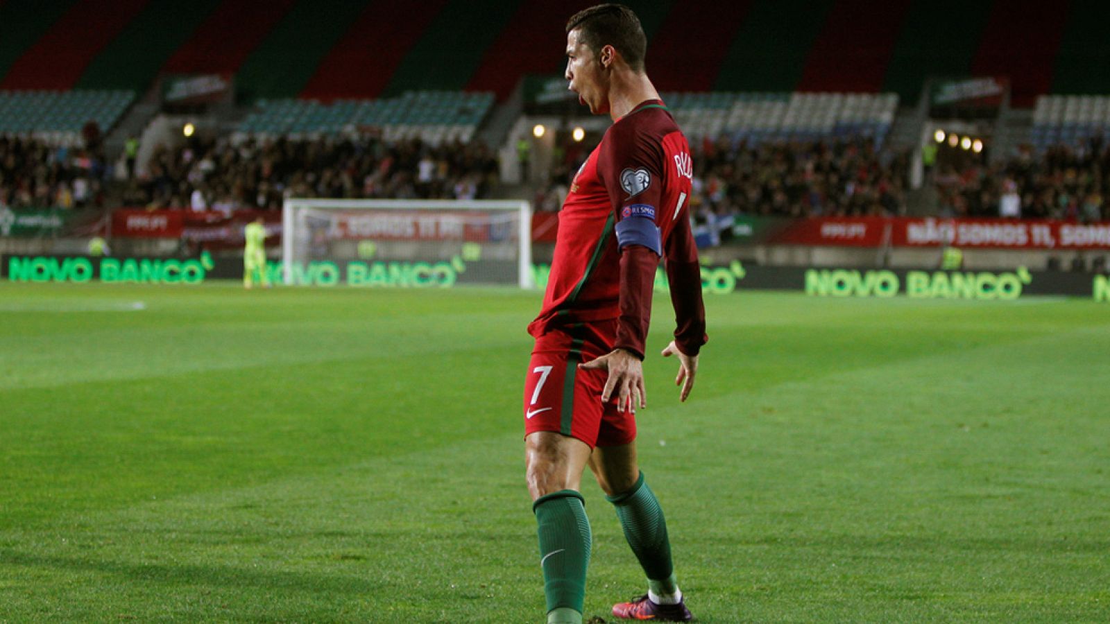 Cristiano Ronaldo suma ya 68 goles con Portugal y es el jugador en activo que más goles ha marcado con su selección. Su doblete a Letonia demuestra que con su selección no falla.