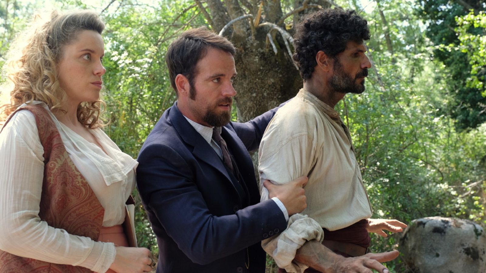 Víctor se enfrenta al Estepeño y a su tropa