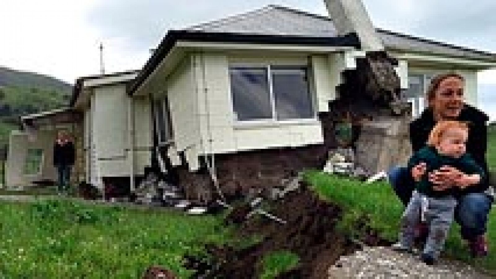 Telediario 1: Cientos de réplicas siguen sacudiendo Nueva Zelanda mientras se cuantifican los daños del terremoto | RTVE Play