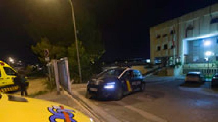 Una docena de internos se fugan del CIE de Murcia tras un motín en el que resultaron heridos tres policías