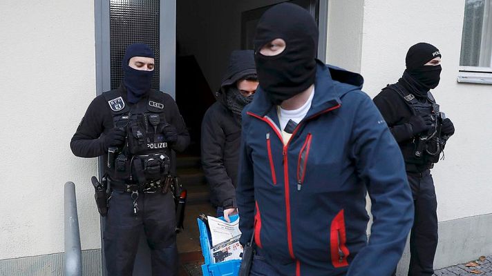 Telediario 1 - Alemania ilegaliza un grupo proselitista musulmán