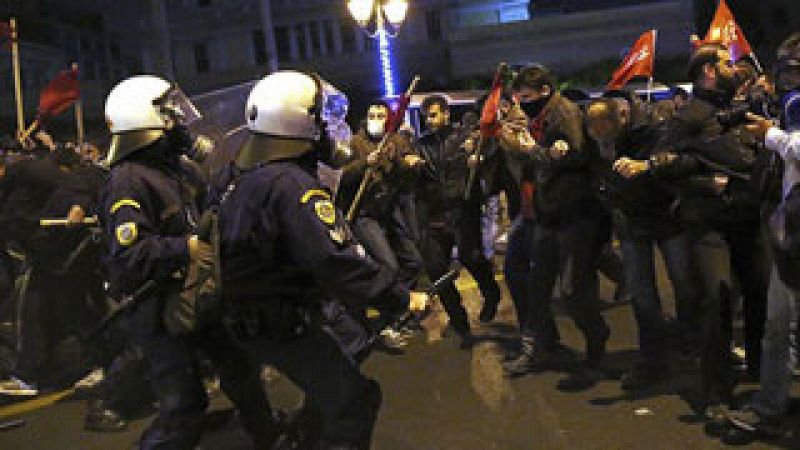 Telediario 2 en cuatro minutos - 15/11/16