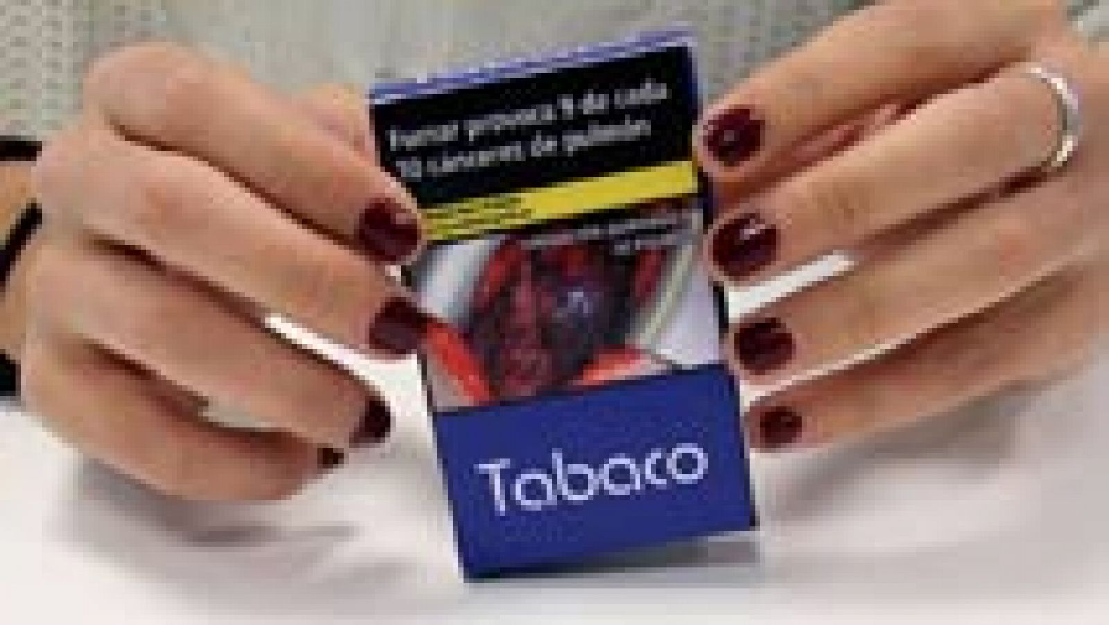 Telediario 1: Un gallego denuncia que su imagen sale en los paquetes de tabaco  | RTVE Play