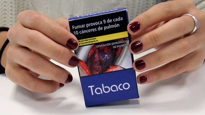 Telediario 1 - Un gallego denuncia que su imagen sale en los paquetes de tabaco